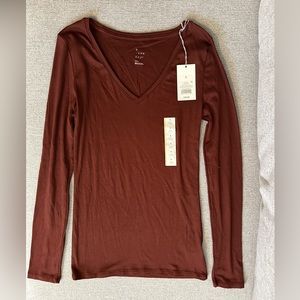 Long sleeve v neck shirt new with tags